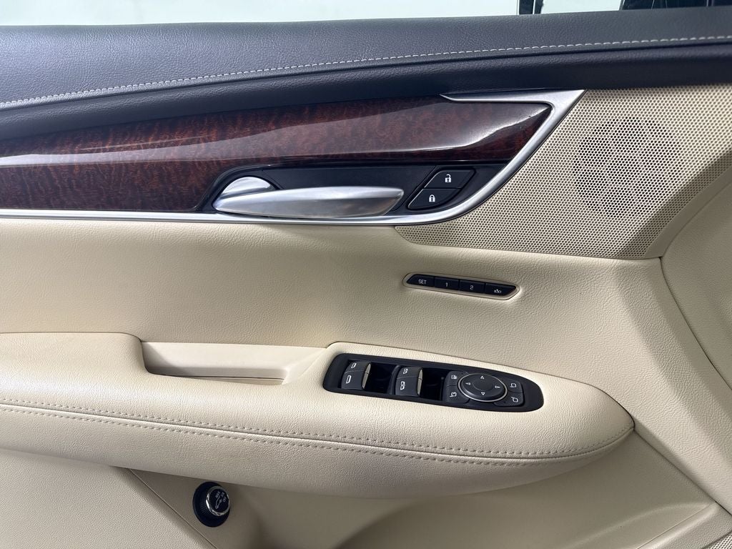 2019 Cadillac XT5 Premium Luxury