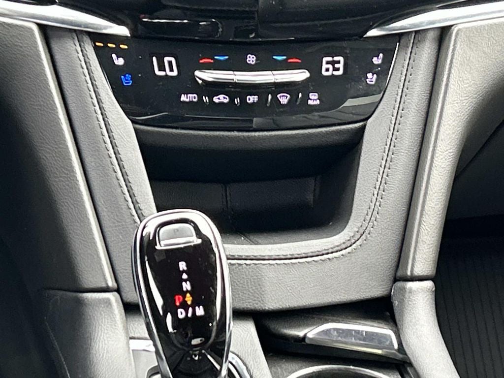 2022 Cadillac XT6 Sport