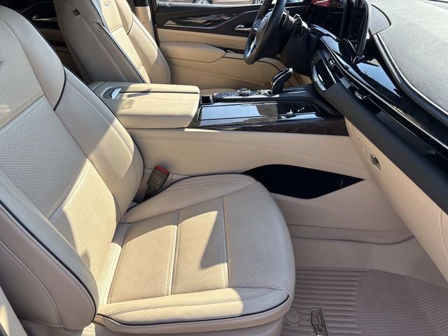 2024 Cadillac Escalade ESV Premium