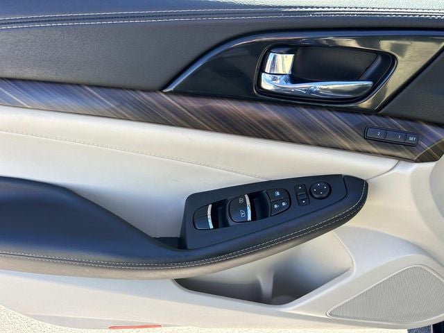 2018 Nissan Maxima Platinum