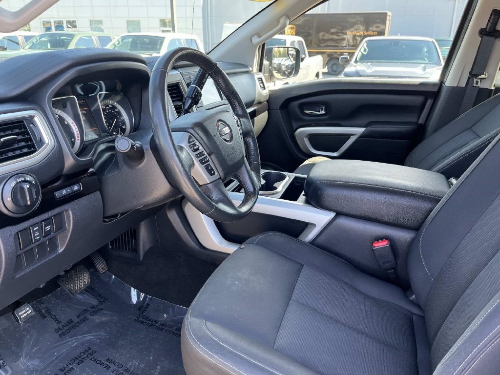 2019 Nissan Titan SV