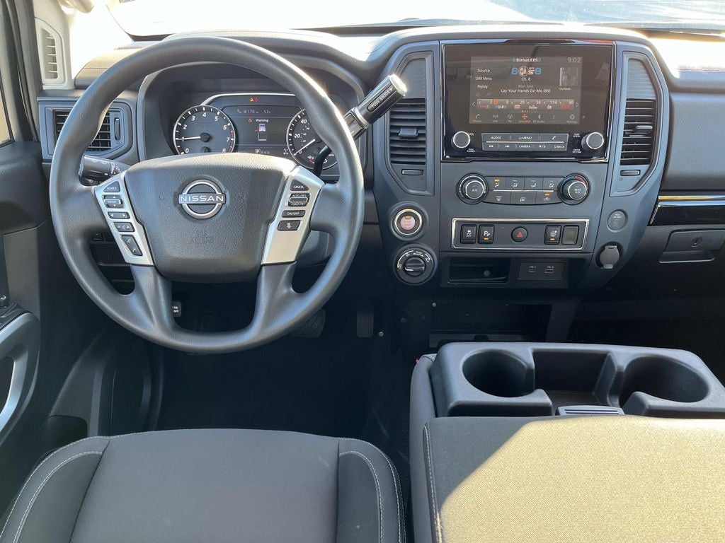 2024 Nissan Titan SV