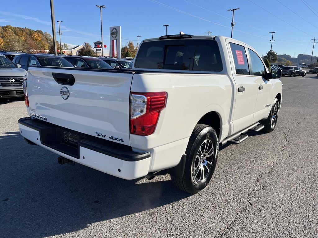2024 Nissan Titan SV