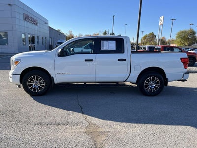 2024 Nissan Titan SV