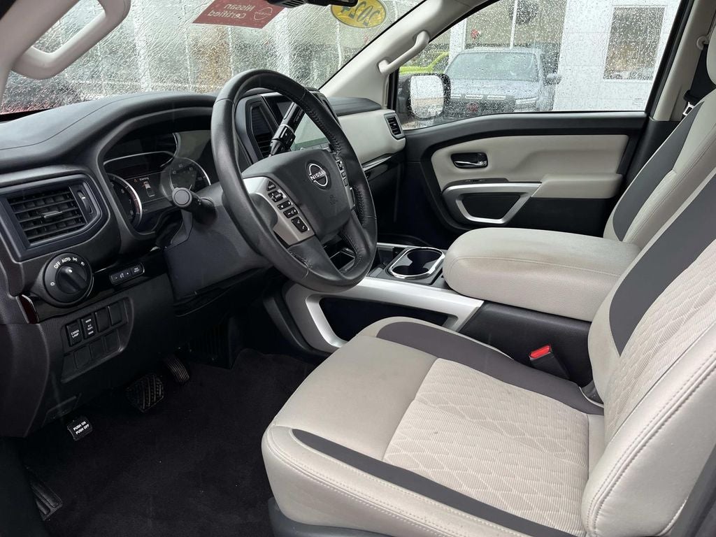 2024 Nissan Titan SV