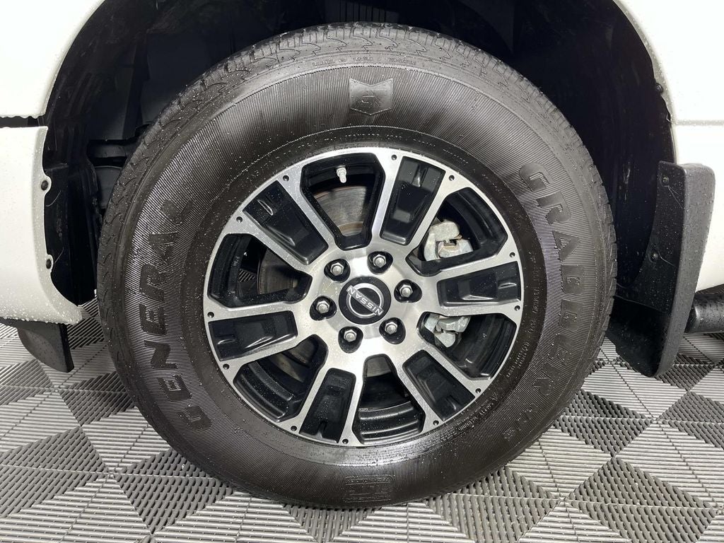 2024 Nissan Titan SV