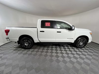 2024 Nissan Titan SV