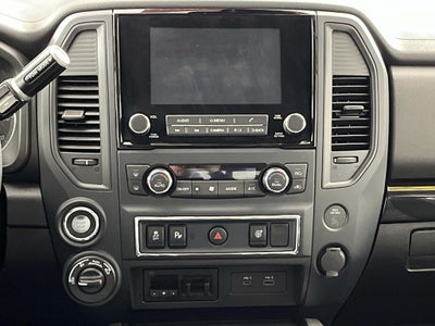 2024 Nissan Titan SV