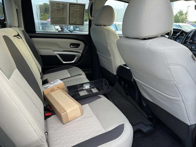 2024 Nissan Titan SV