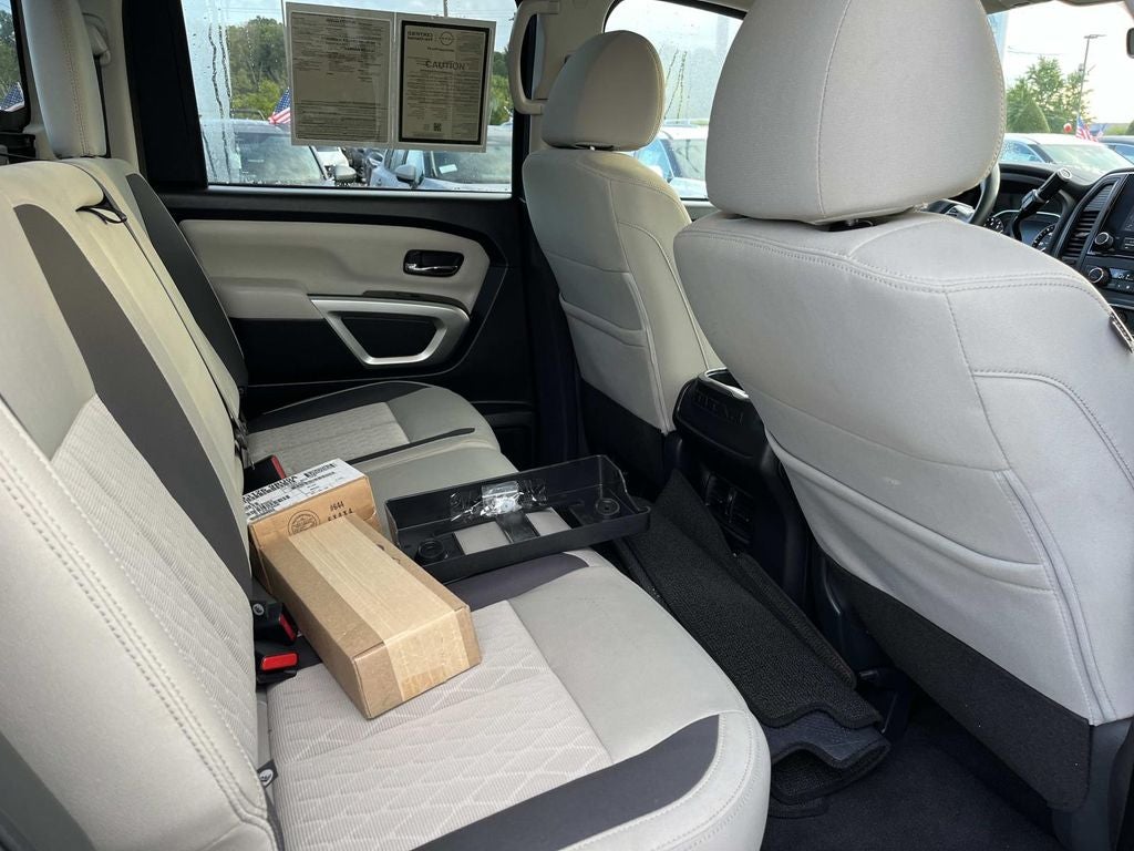 2024 Nissan Titan SV