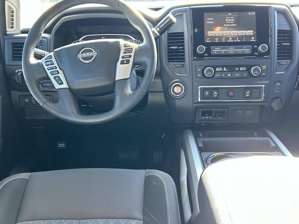 2024 Nissan Titan SV