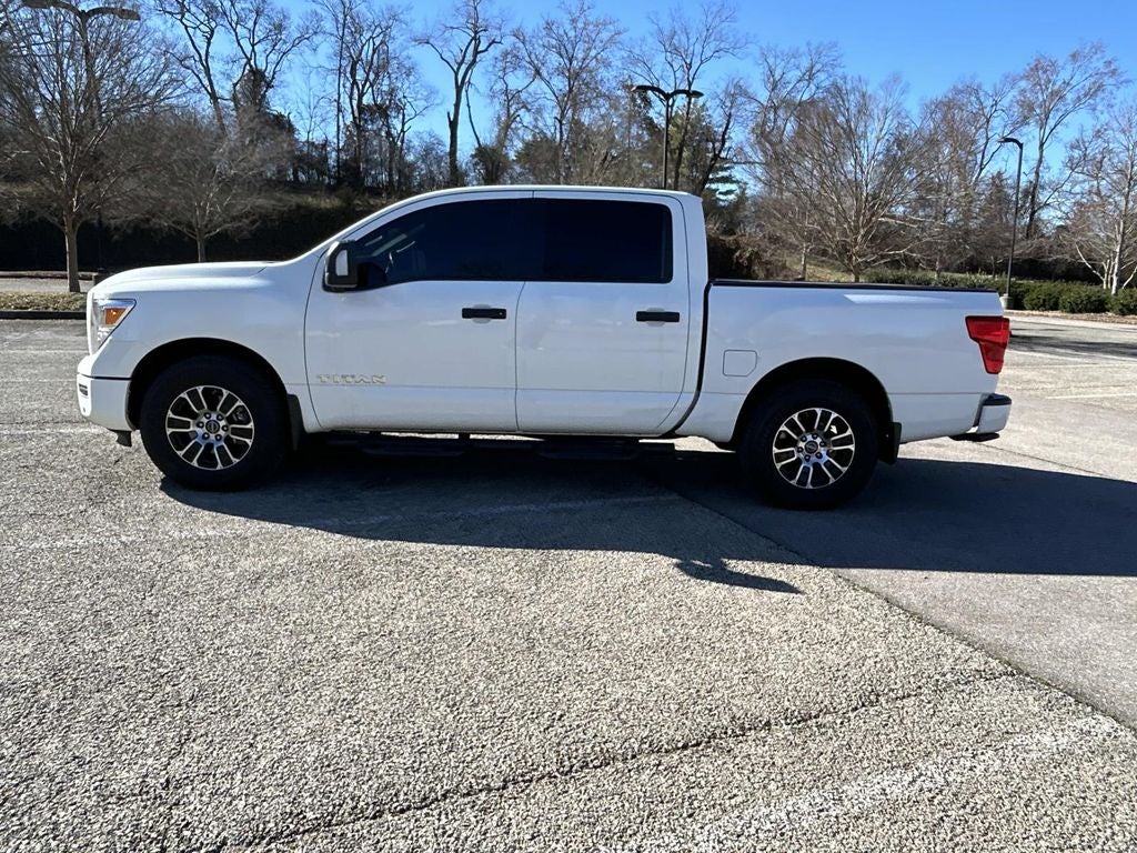 2024 Nissan Titan SV