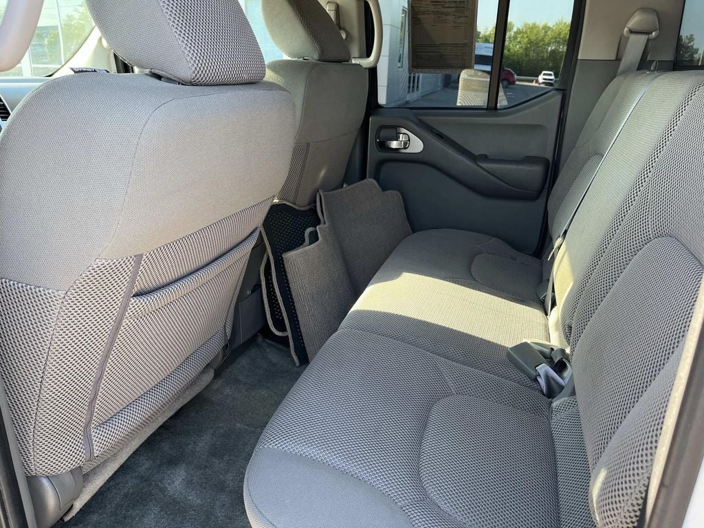 2016 Nissan Frontier SV