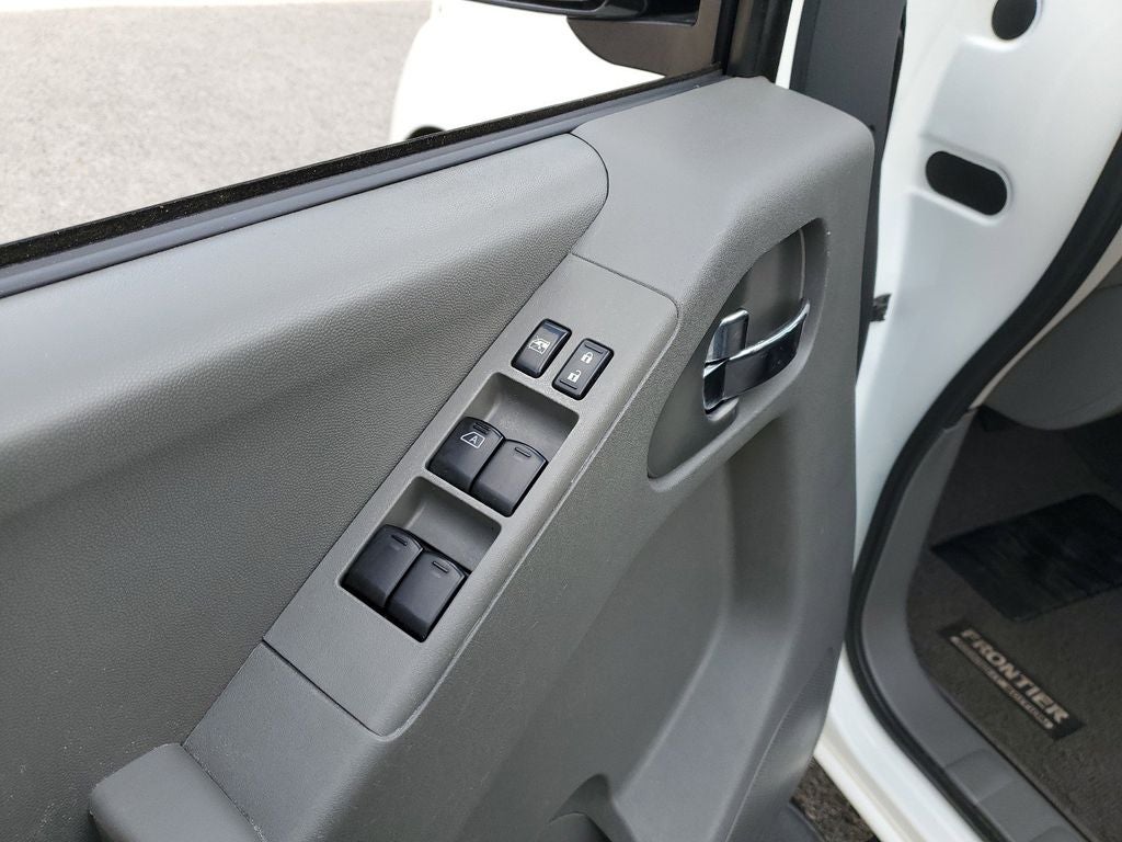 2020 Nissan Frontier SV