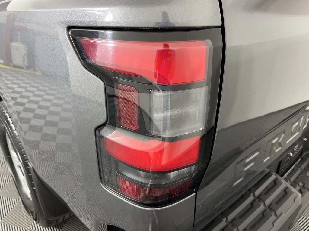 2023 Nissan Frontier S