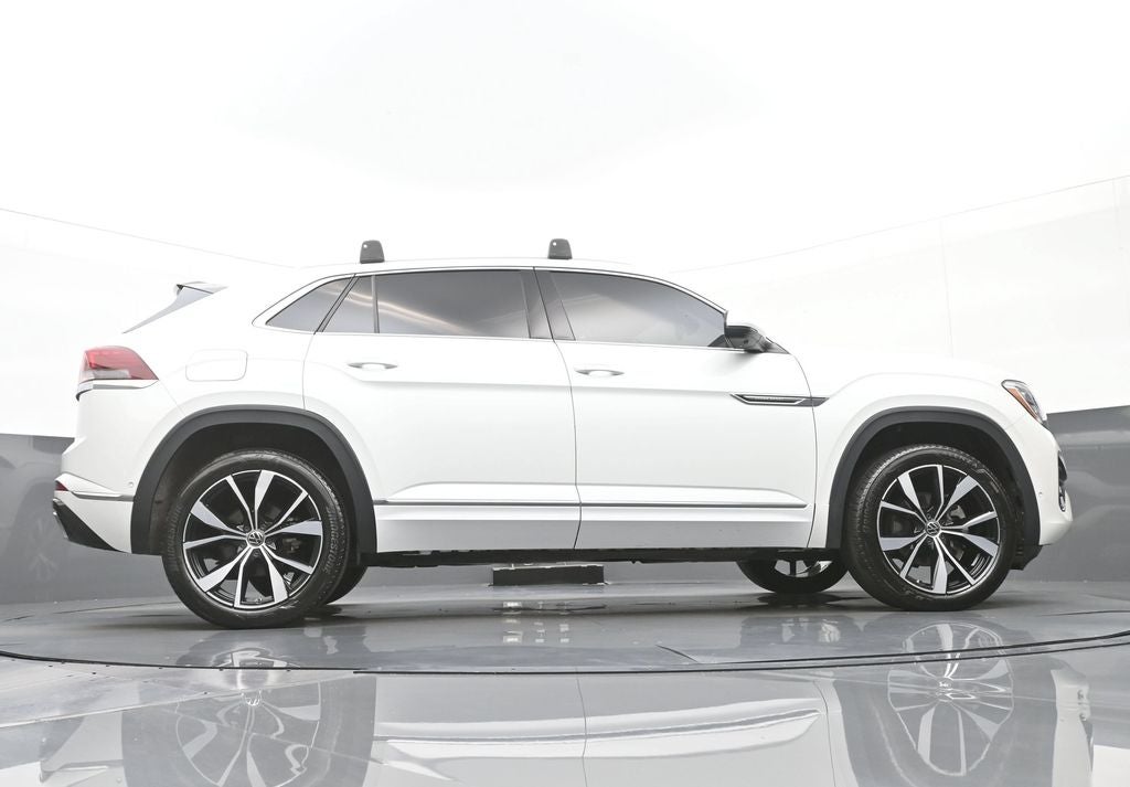2024 Volkswagen Atlas Cross Sport 2.0T SEL Premium R-Line