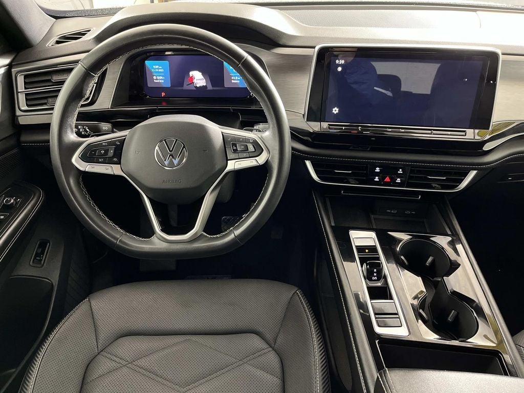 2024 Volkswagen Atlas Cross Sport 2.0T SE w/Technology