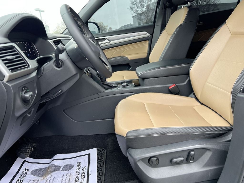 2023 Volkswagen Atlas Cross Sport 2.0T SE w/Technology