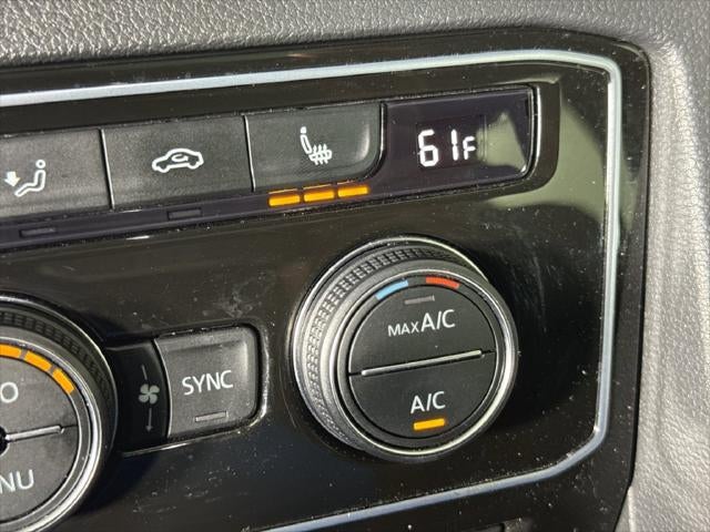 2022 Volkswagen Atlas Cross Sport 3.6L V6 SE w/Technology