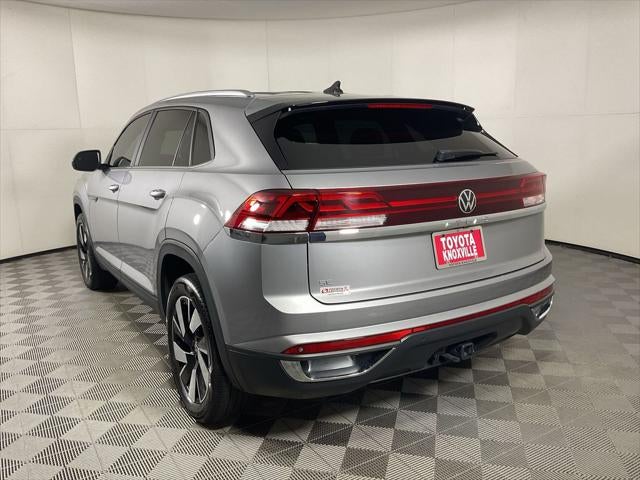 2024 Volkswagen Atlas Cross Sport 2.0T SE w/Technology