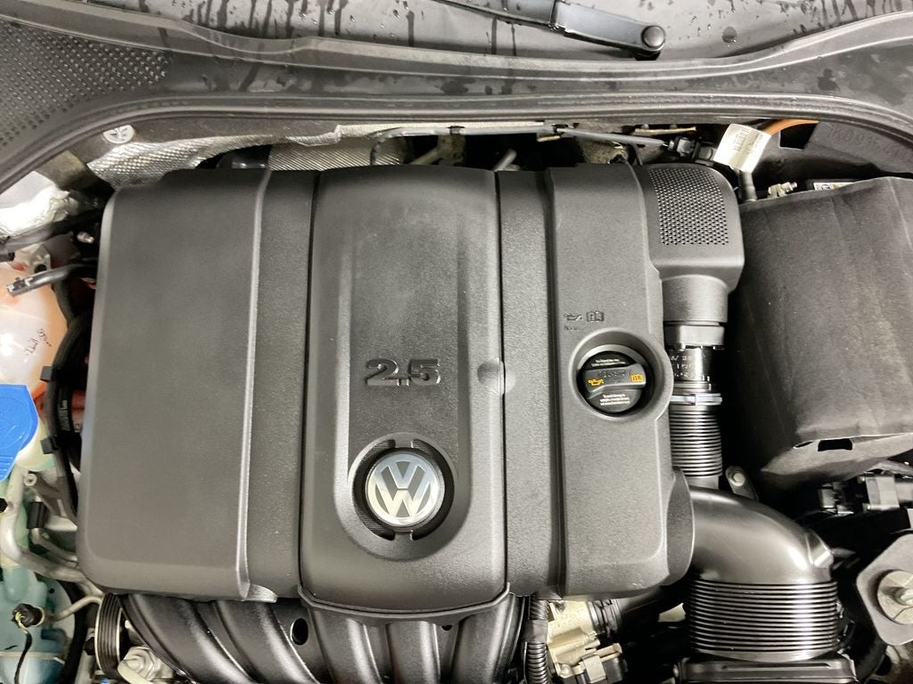 2013 Volkswagen Passat 2.5 SEL Premium