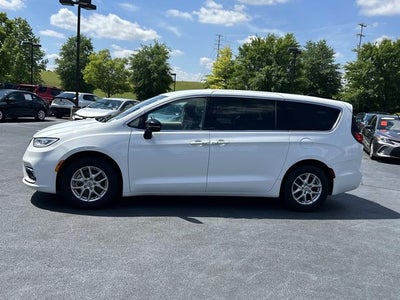 2024 Chrysler Pacifica Touring L