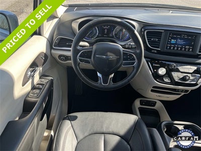 2020 Chrysler Pacifica Touring L