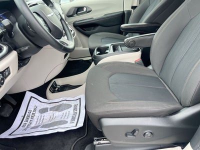 2020 Chrysler Pacifica Touring