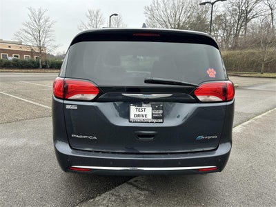 2020 Chrysler Pacifica Hybrid Touring L