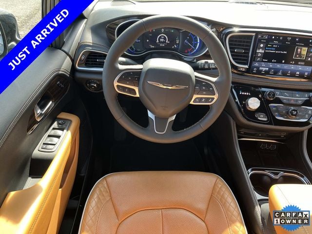 2023 Chrysler Pacifica Hybrid Pinnacle