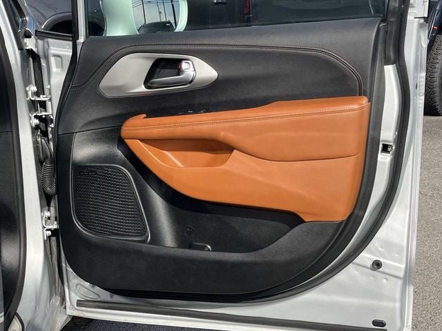 2024 Chrysler Pacifica Pinnacle