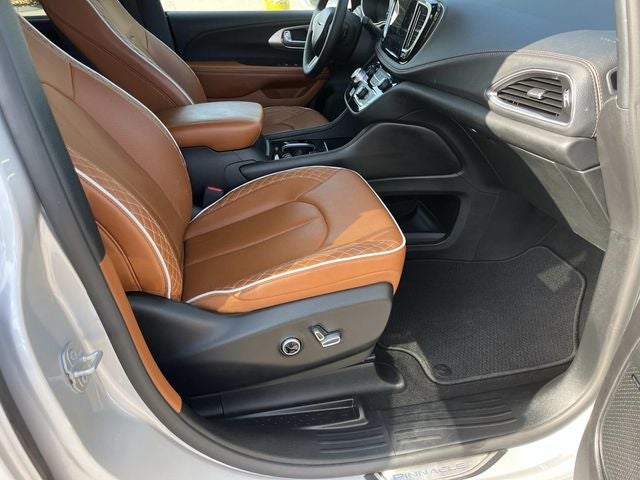 2024 Chrysler Pacifica Pinnacle