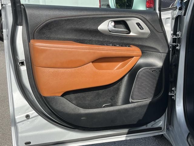 2024 Chrysler Pacifica Pinnacle