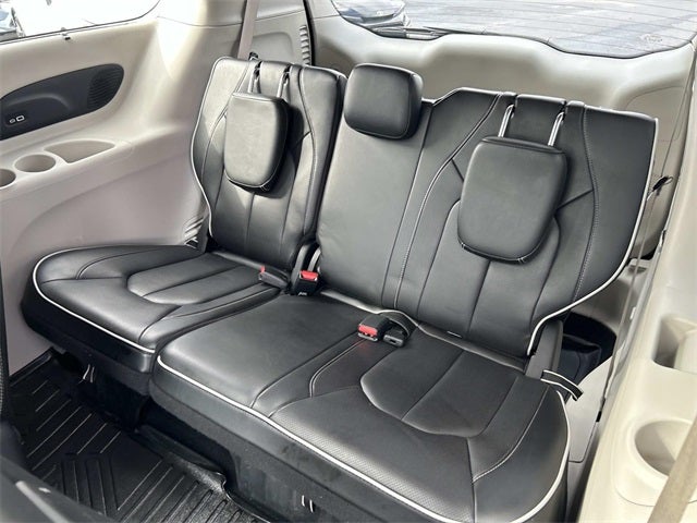 2022 Chrysler Pacifica Hybrid Limited