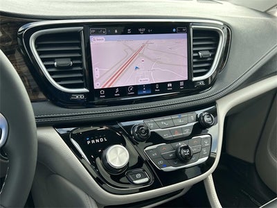 2022 Chrysler Pacifica Hybrid Limited