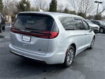 2022 Chrysler Pacifica Hybrid Limited