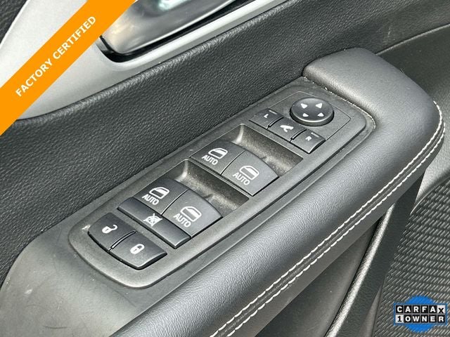 2025 Chrysler Pacifica Hybrid Select