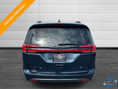 2025 Chrysler Pacifica Hybrid Select