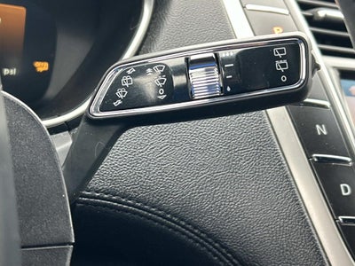 2019 Lincoln Nautilus Select