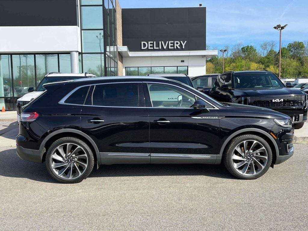 2019 Lincoln Nautilus Reserve