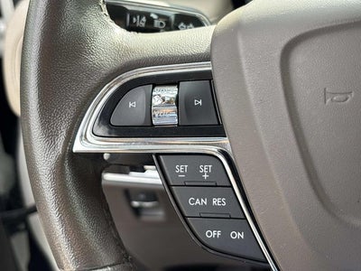 2022 Lincoln Nautilus Standard