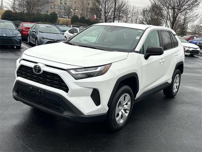 2024 Toyota RAV4 LE