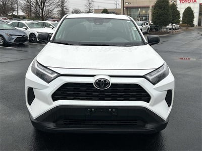 2024 Toyota RAV4 LE