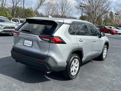 2024 Toyota RAV4 LE