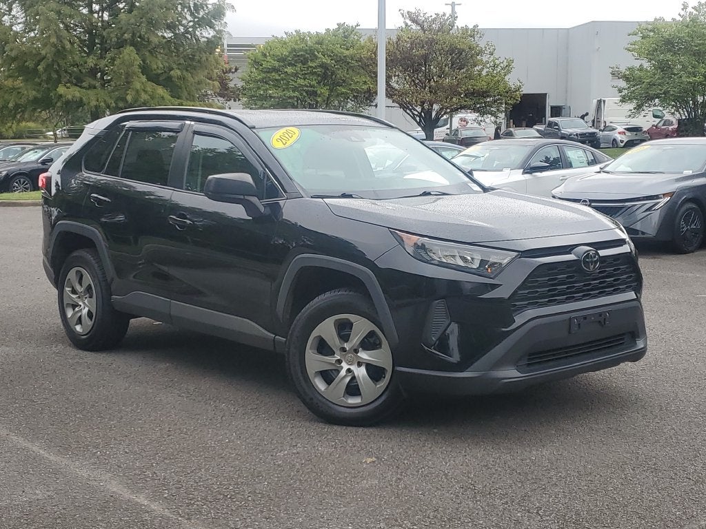 2020 Toyota RAV4 LE