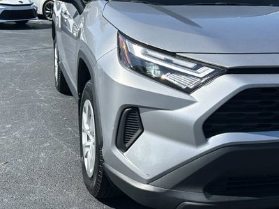 2024 Toyota RAV4 LE