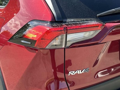 2022 Toyota RAV4 LE