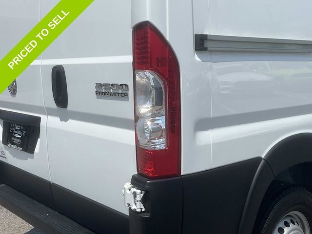 2025 RAM ProMaster 2500 Base 136 WB