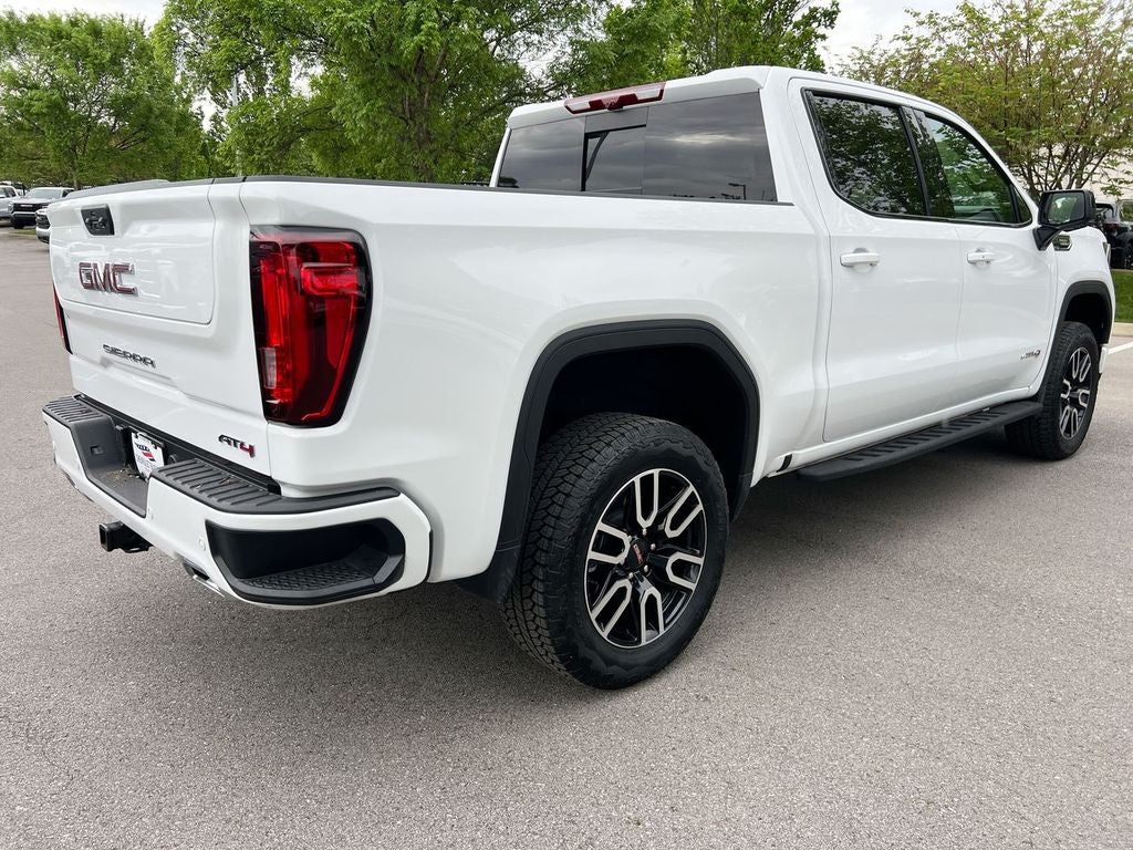 2025 GMC Sierra 1500 AT4