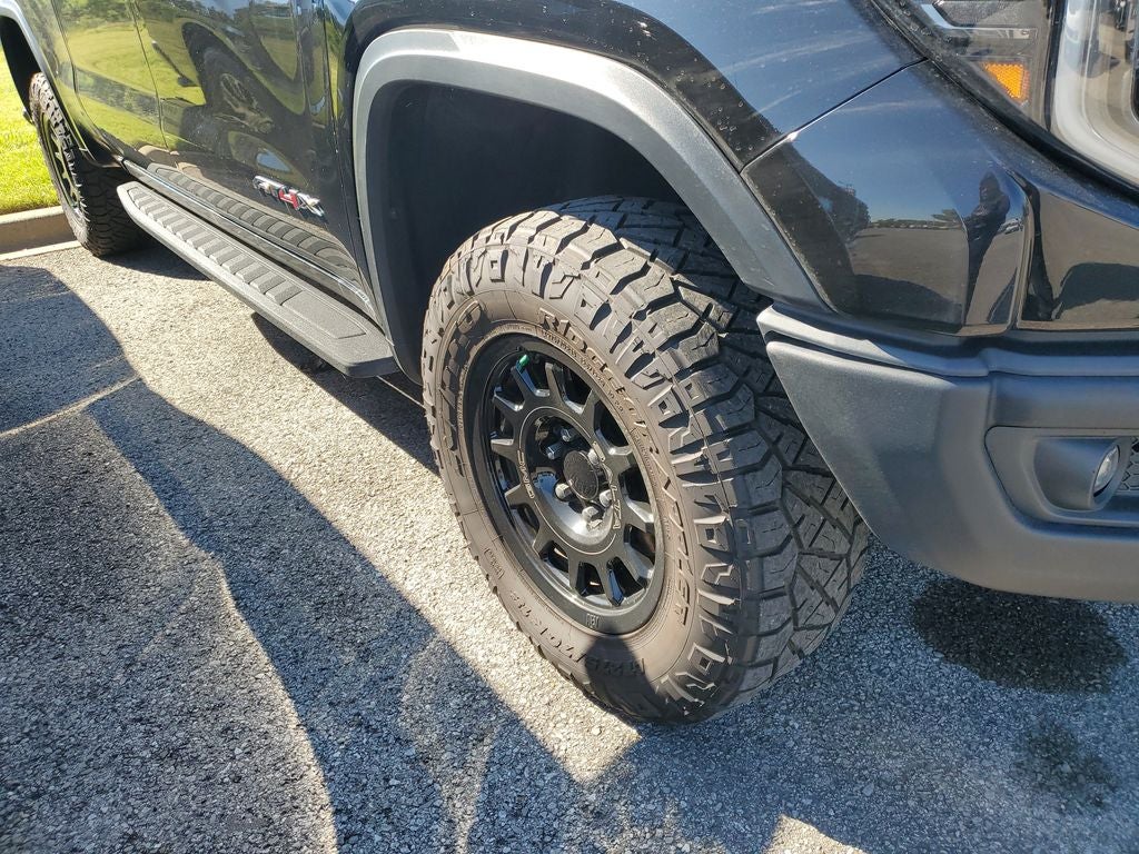 2024 GMC Sierra 1500 AT4X
